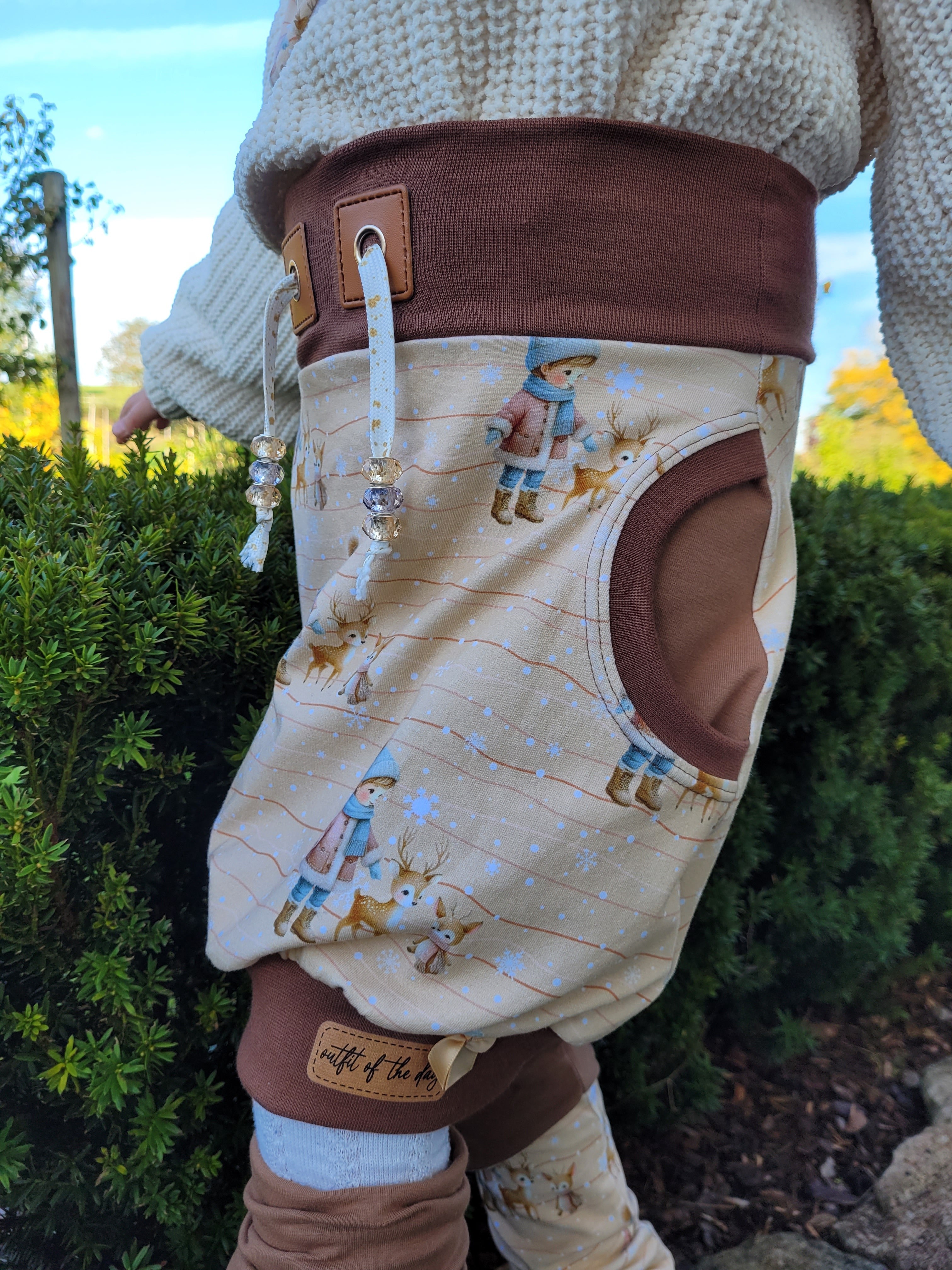 Eigenproduktion Baumwolljersey Winter Kind mit Rehkitzen auf Braunbeige