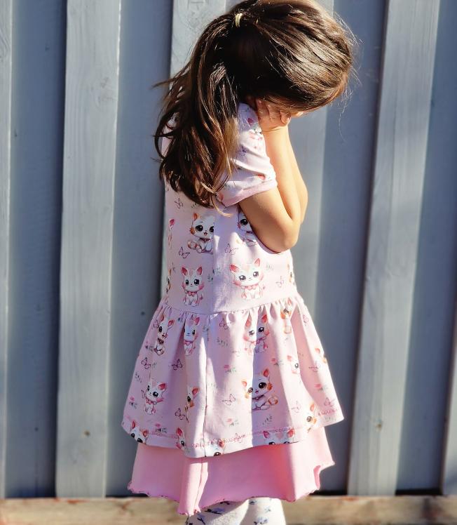 In-house production Cotton Jersey Cats Children with Butterflies Light Pink