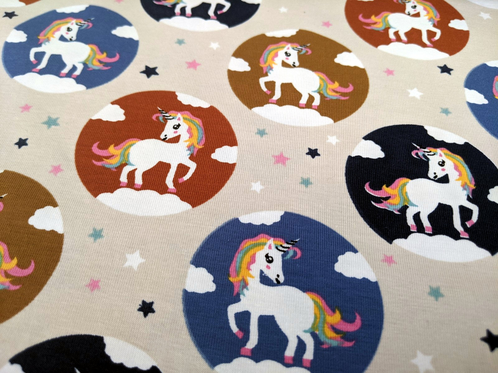 Cotton jersey unicorn world ecru beige