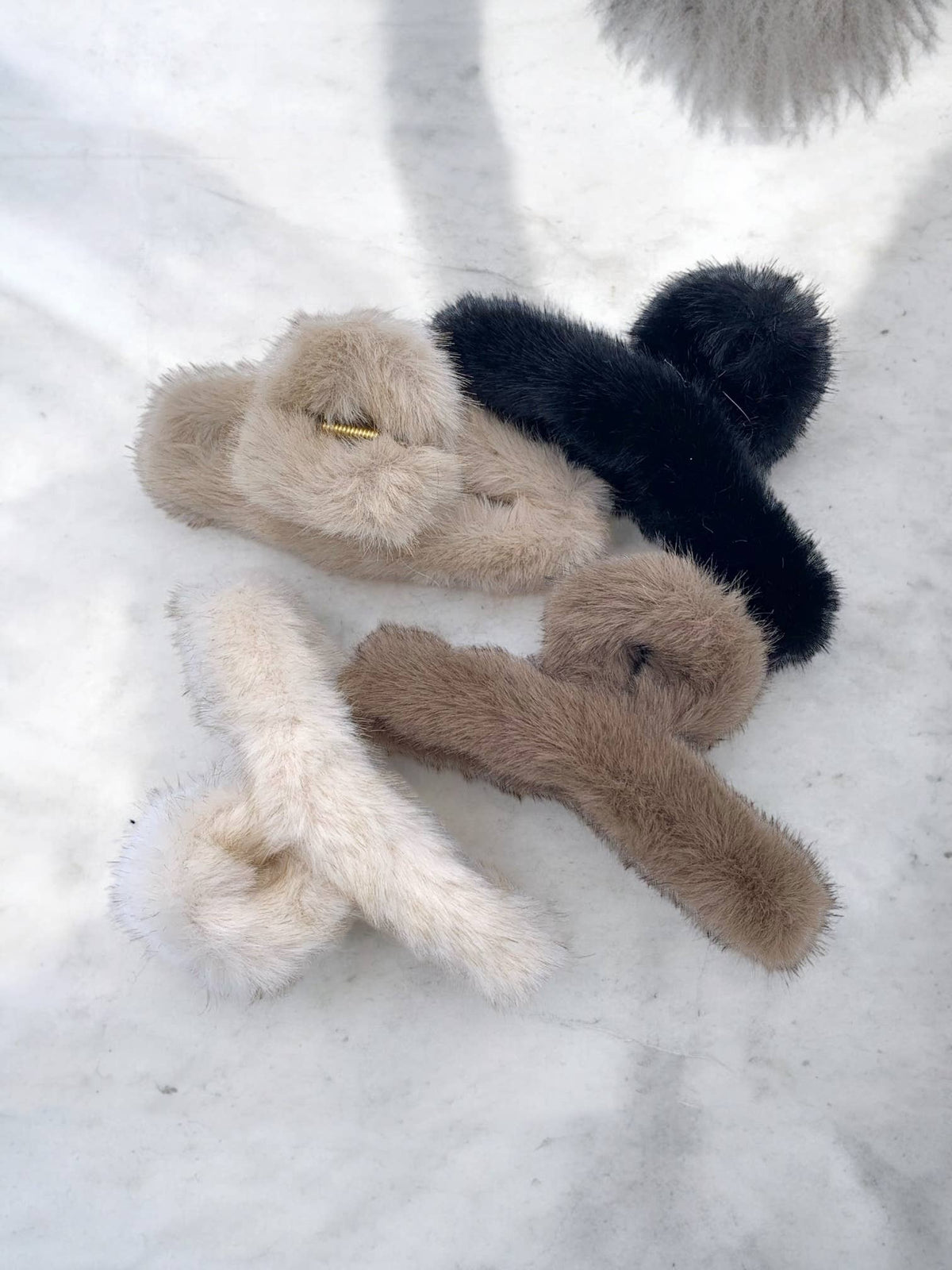 Fluffy Chic Haarspange Flauschig