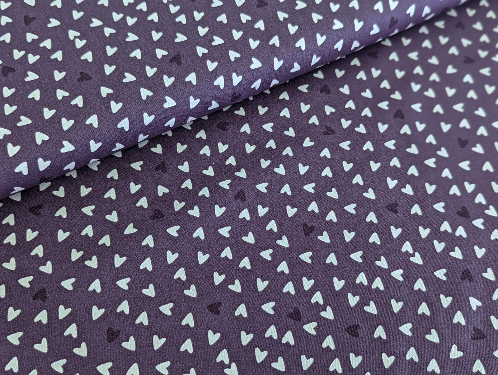 Cotton Fabric Poplin Sweet Hearts on Lilac