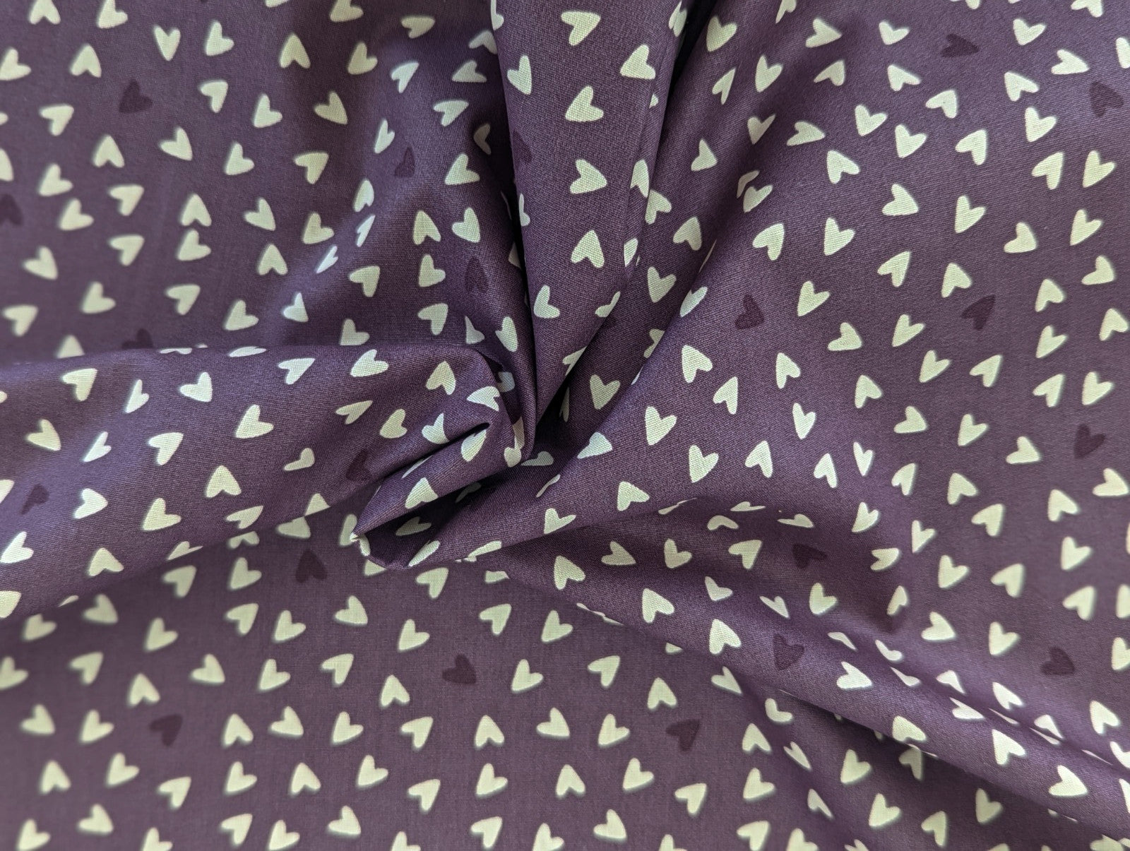 Cotton Fabric Poplin Sweet Hearts on Lilac