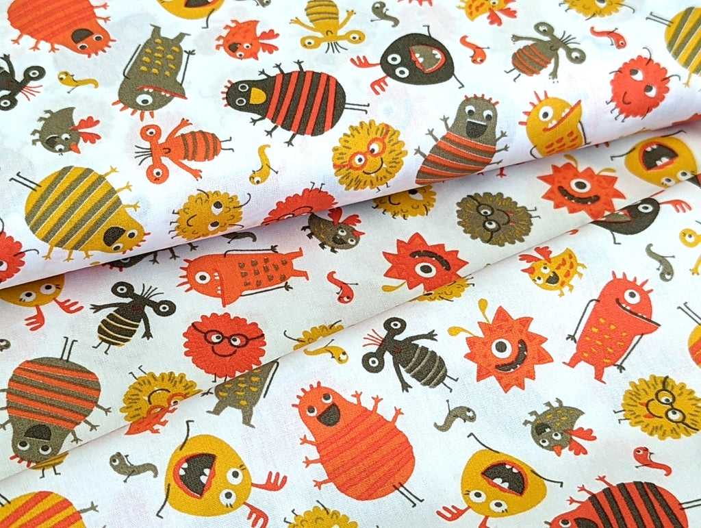 Baumwollstoff Poplin Kleine Aliens Monster auf Weiss