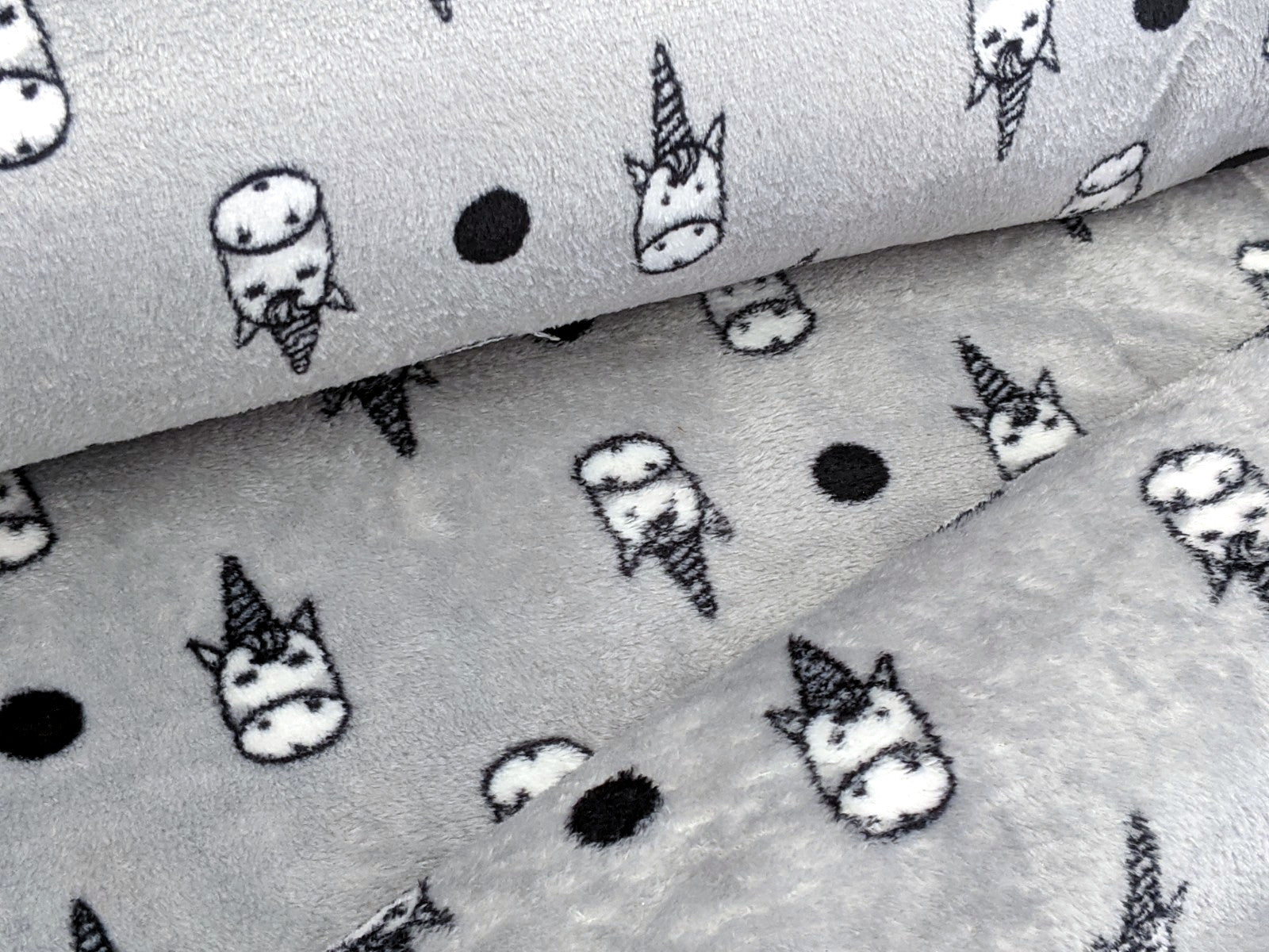 Wellness Fleece Unicorn Grey