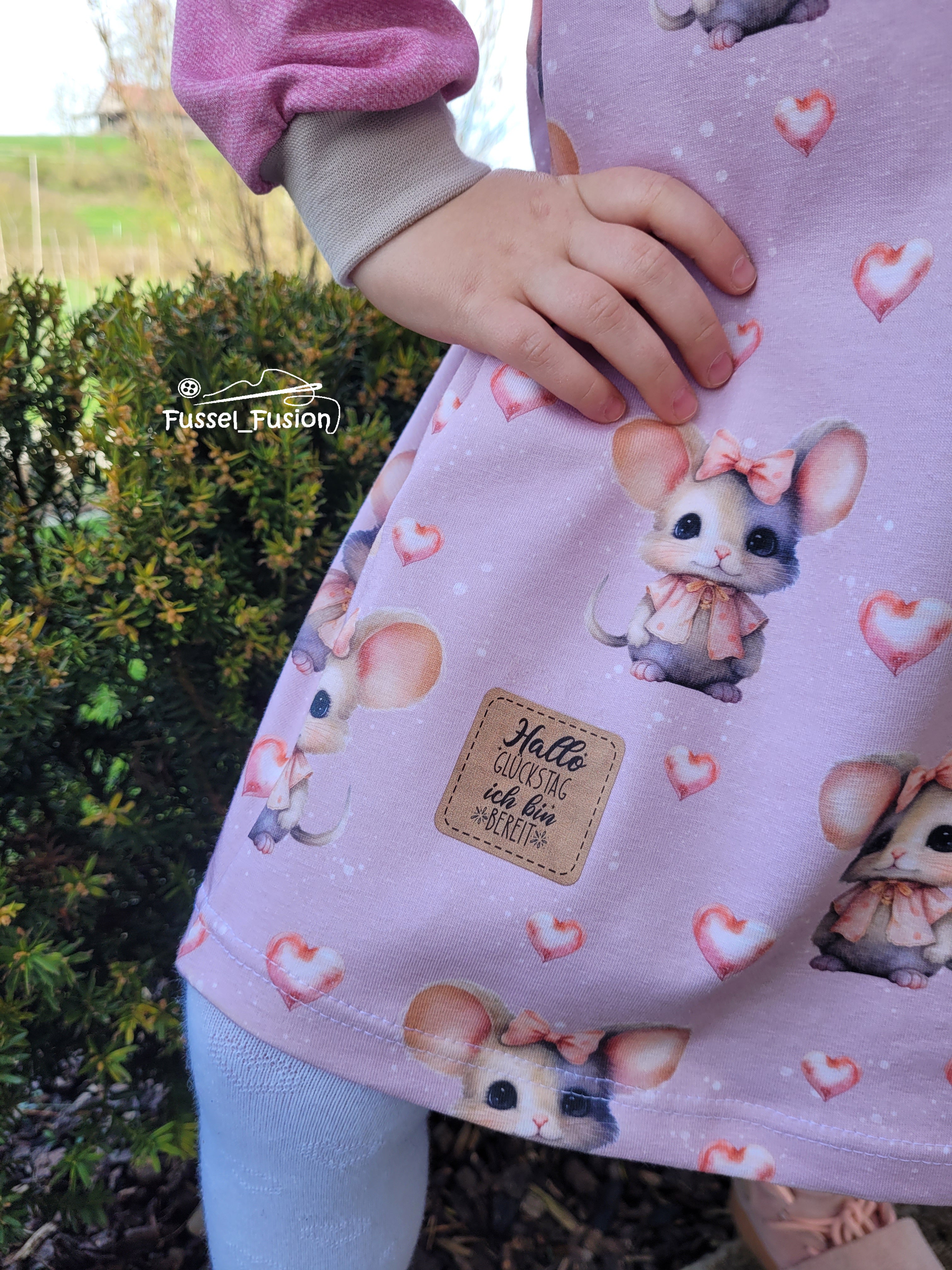 B-Ware In-House Production Cotton Jersey Little Mice with Lots of Hearts Light Pink