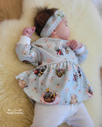 In-house production cotton jersey Queen Bee Ella and ladybug on light mint