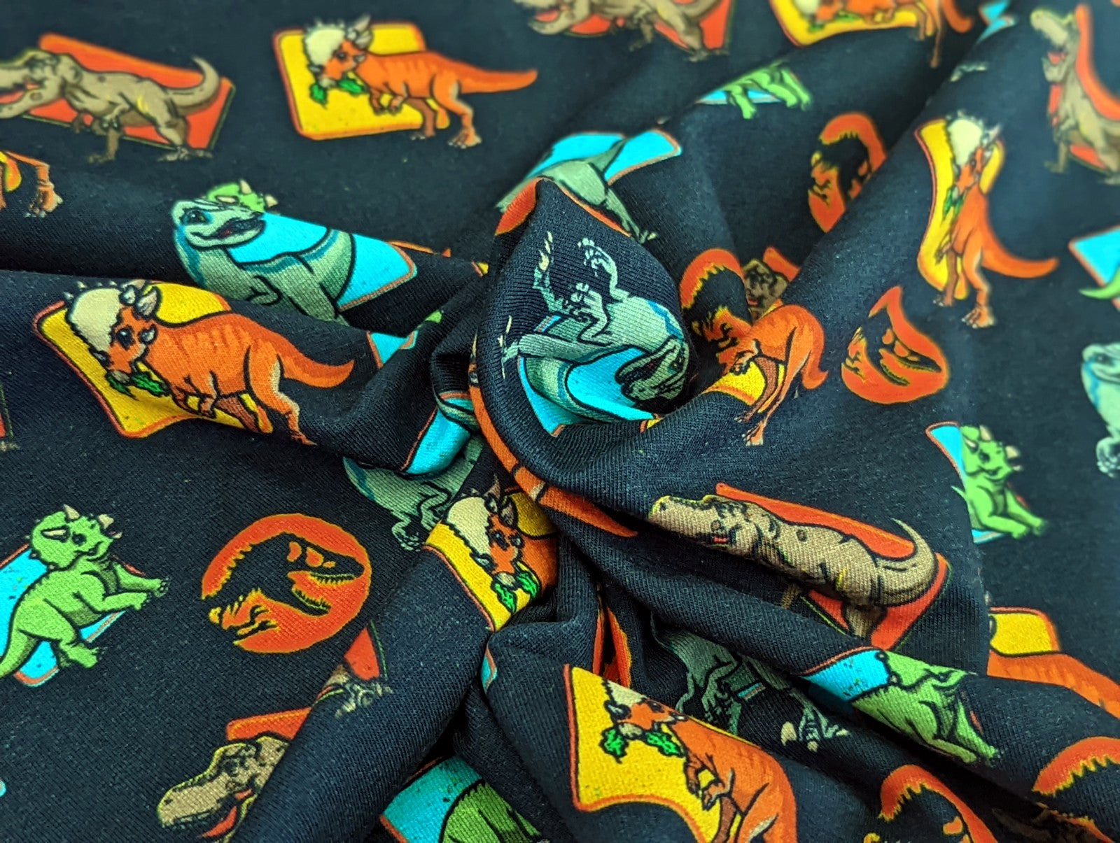 Baumwolljersey Digital Jurassic World Dunkelblau