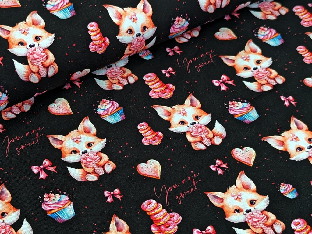 Eigenproduktion Baumwolljersey Fuchs Mädchen im Zuckerrausch auf Schwarz