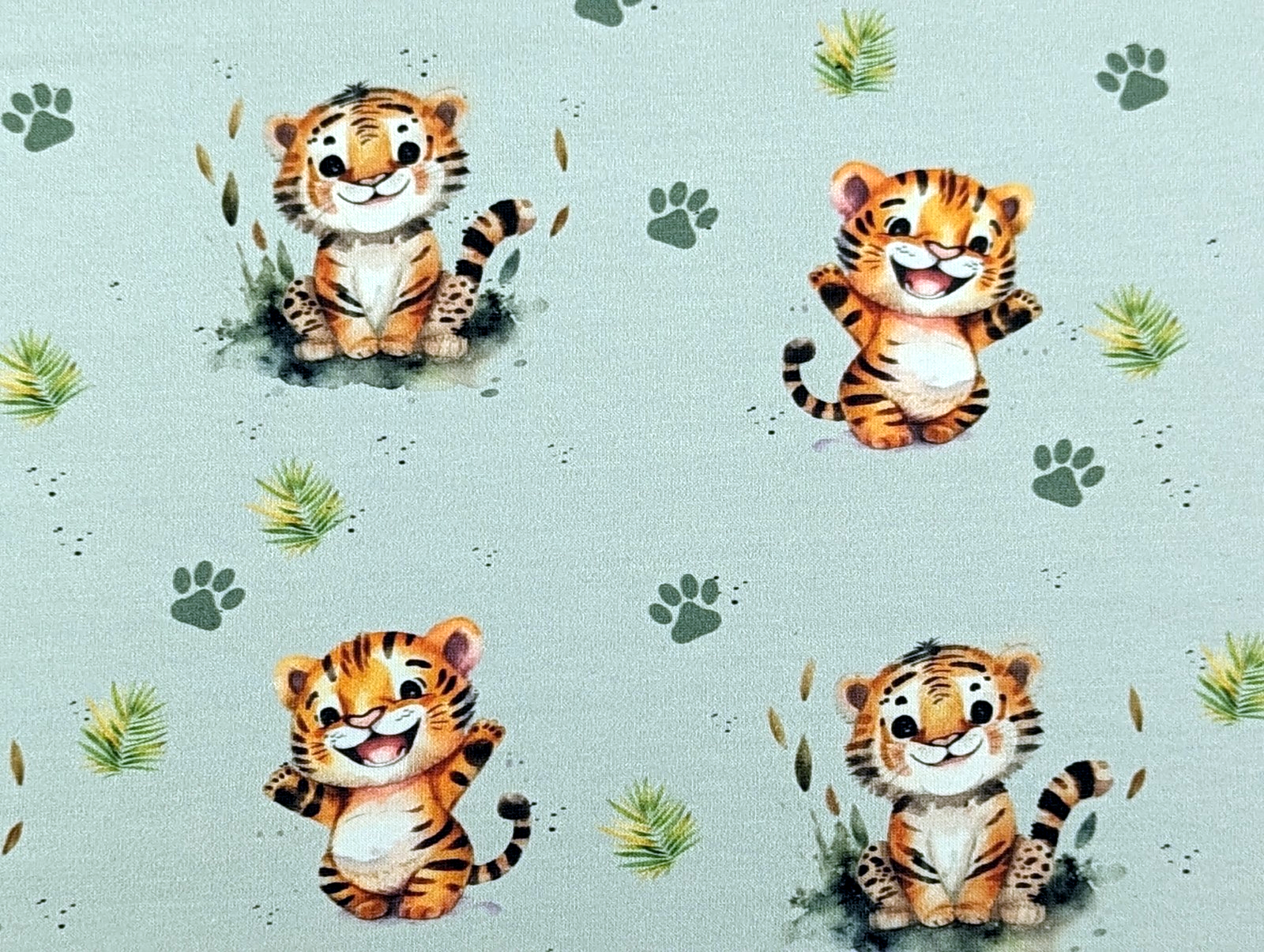 In-house Production Cotton Jersey Little Little Tiger on Grey Light Mint