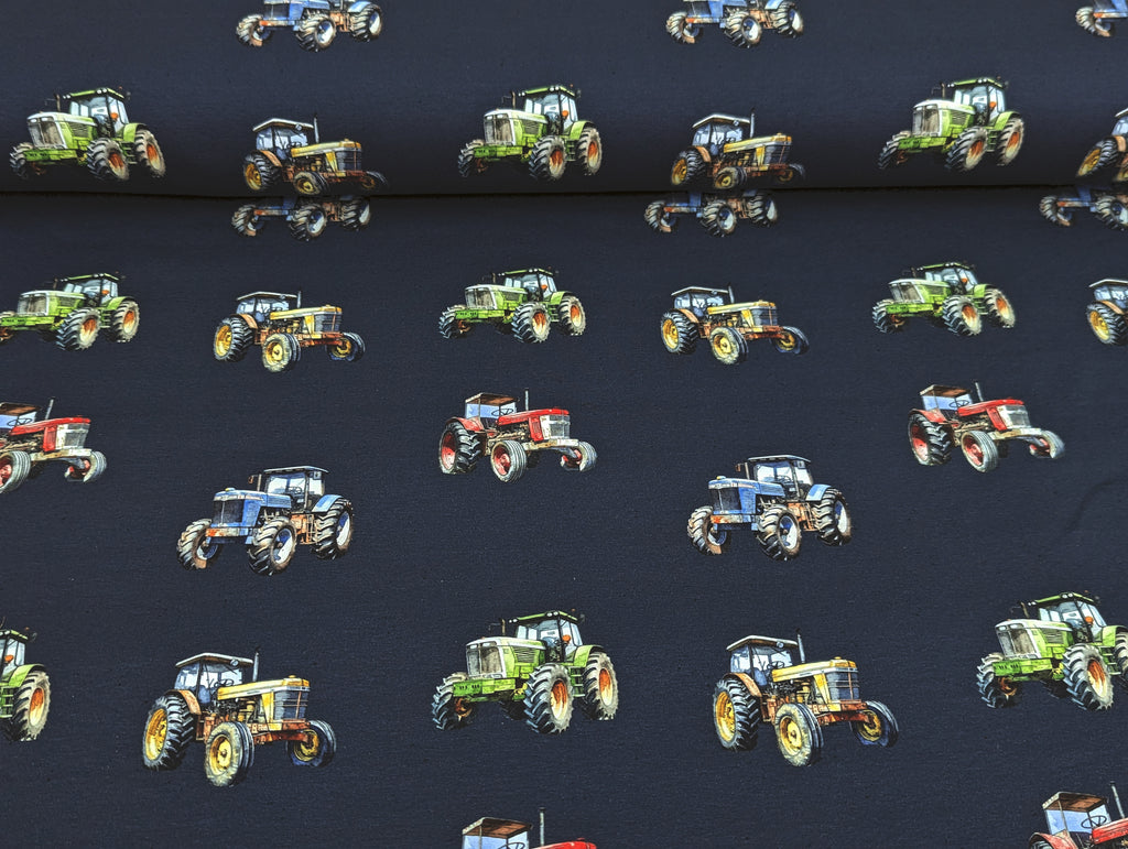 In-house production cotton jersey Tractors on night blue