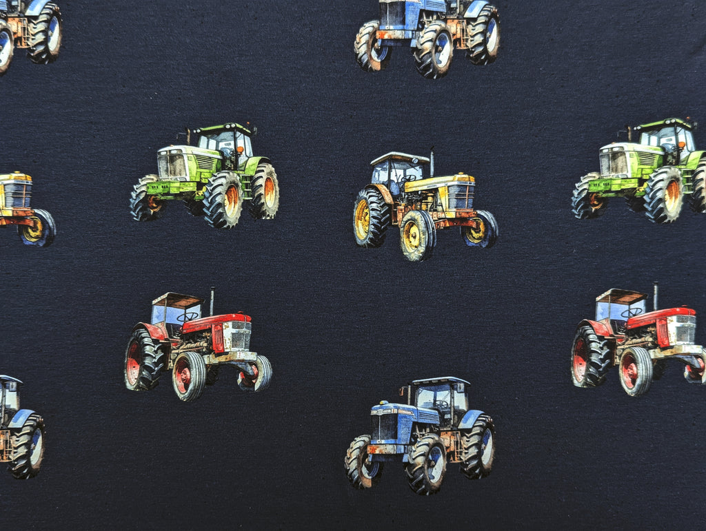 In-house production cotton jersey Tractors on night blue