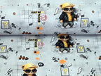 Eigenproduktion Baumwolljersey Just Be Cool Bär auf Hellgrau
