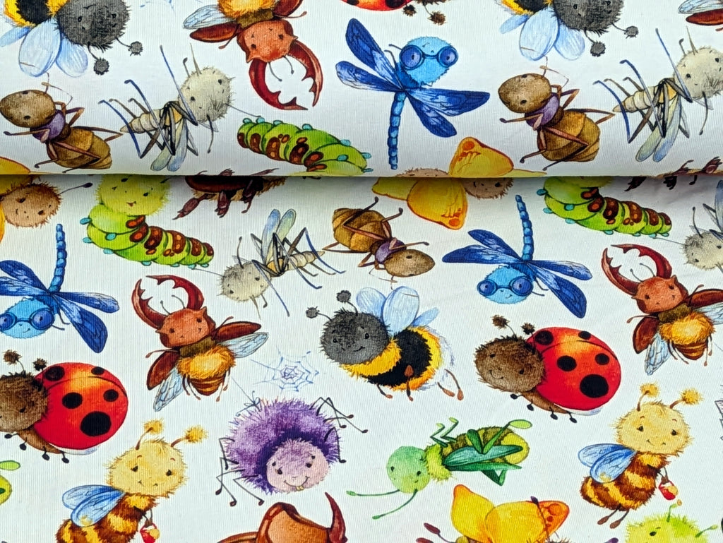 Eigenproduktion Baumwolljersey Insekten Käfer Wiese Weiß