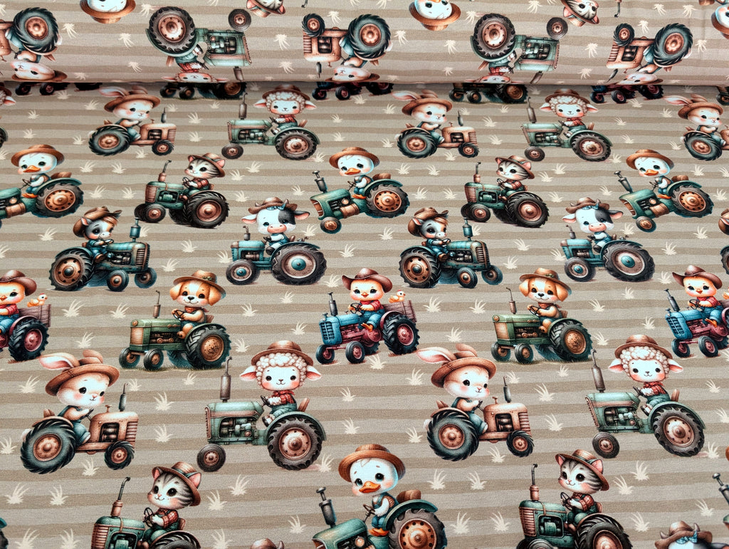 Eigenproduktion Baumwolljersey Tierfarm mit Trecker auf Beige