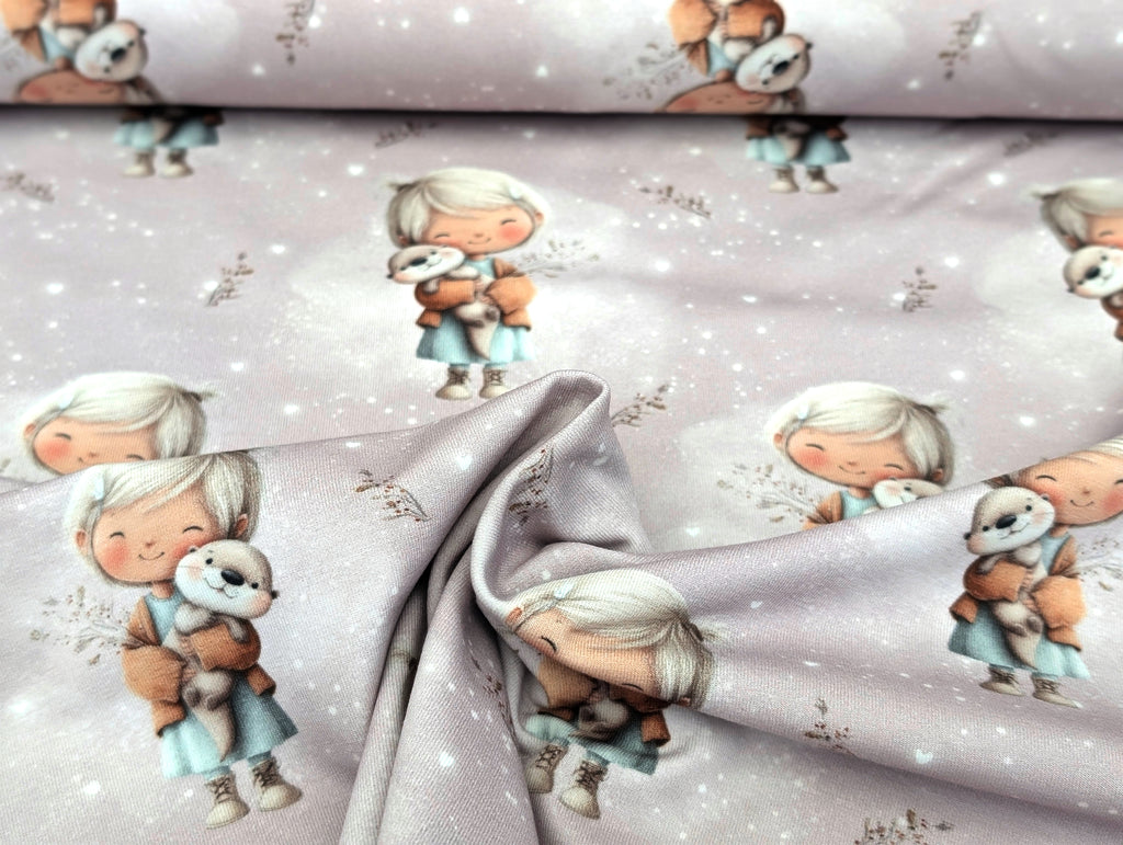 Eigenproduktion Baumwolljersey Mädchen mit ihrem Otter auf Altrosa