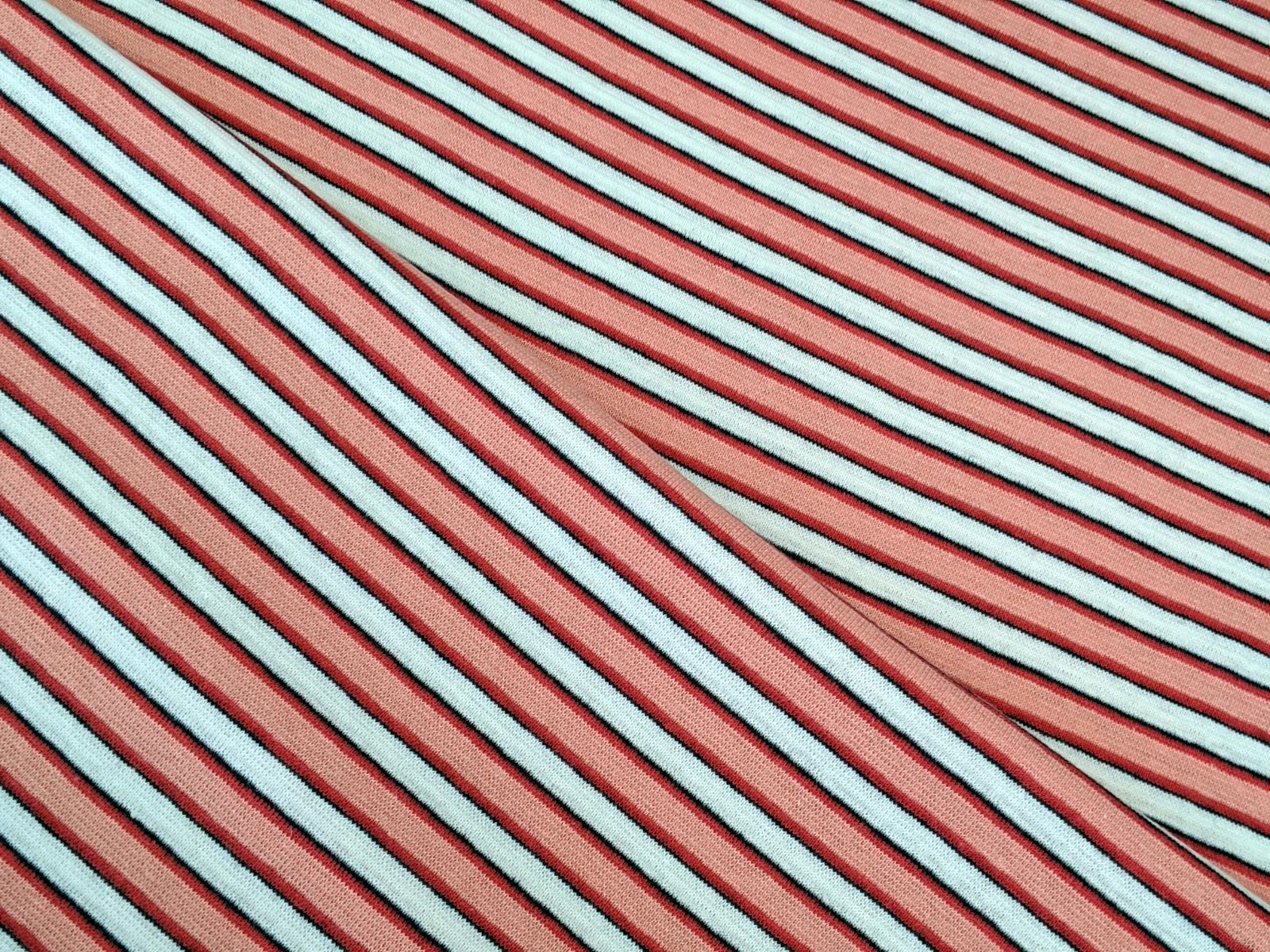 Cuffs Coral / White