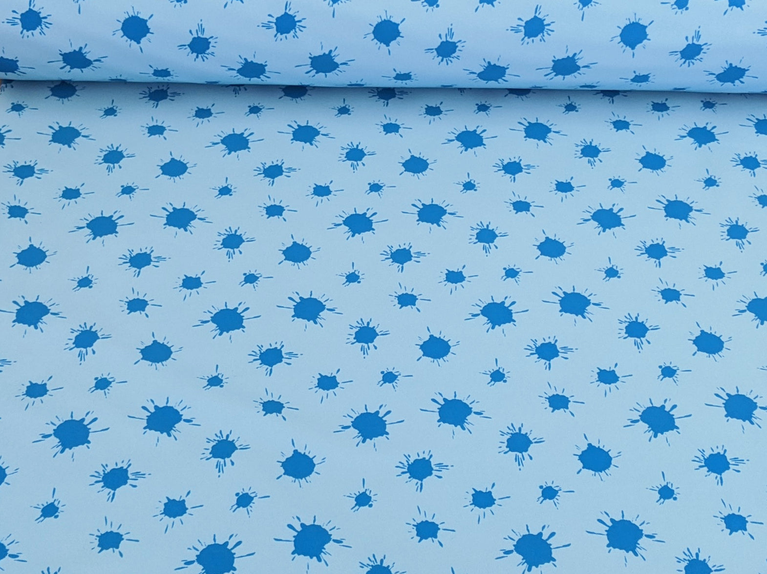 Softshell Dots Baby Blue