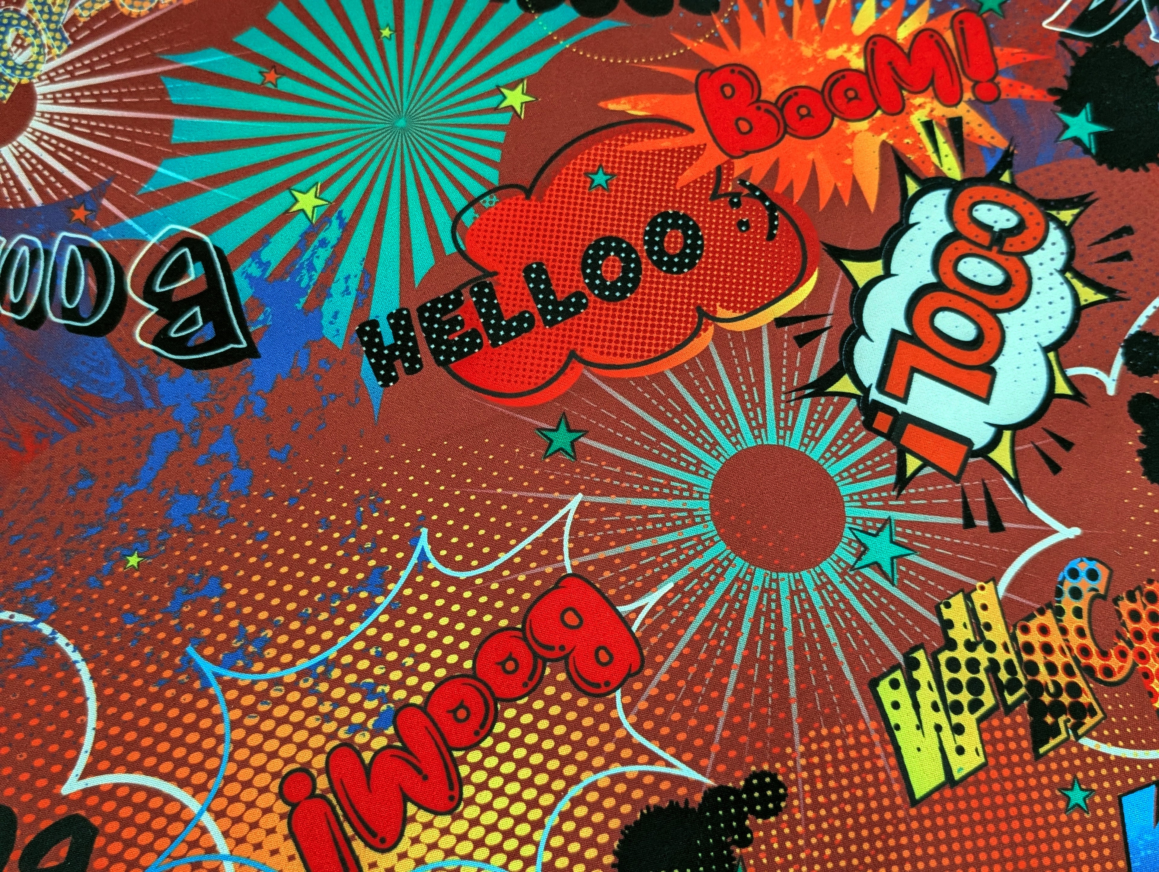 Softshell Digitaldruck Comic Baam Cool WoW Yess Bunt auf Dunkelrot