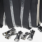 Endlos Reißverschluss Schwarz ( Spiralzipper in Metalloptik ) + Schieber