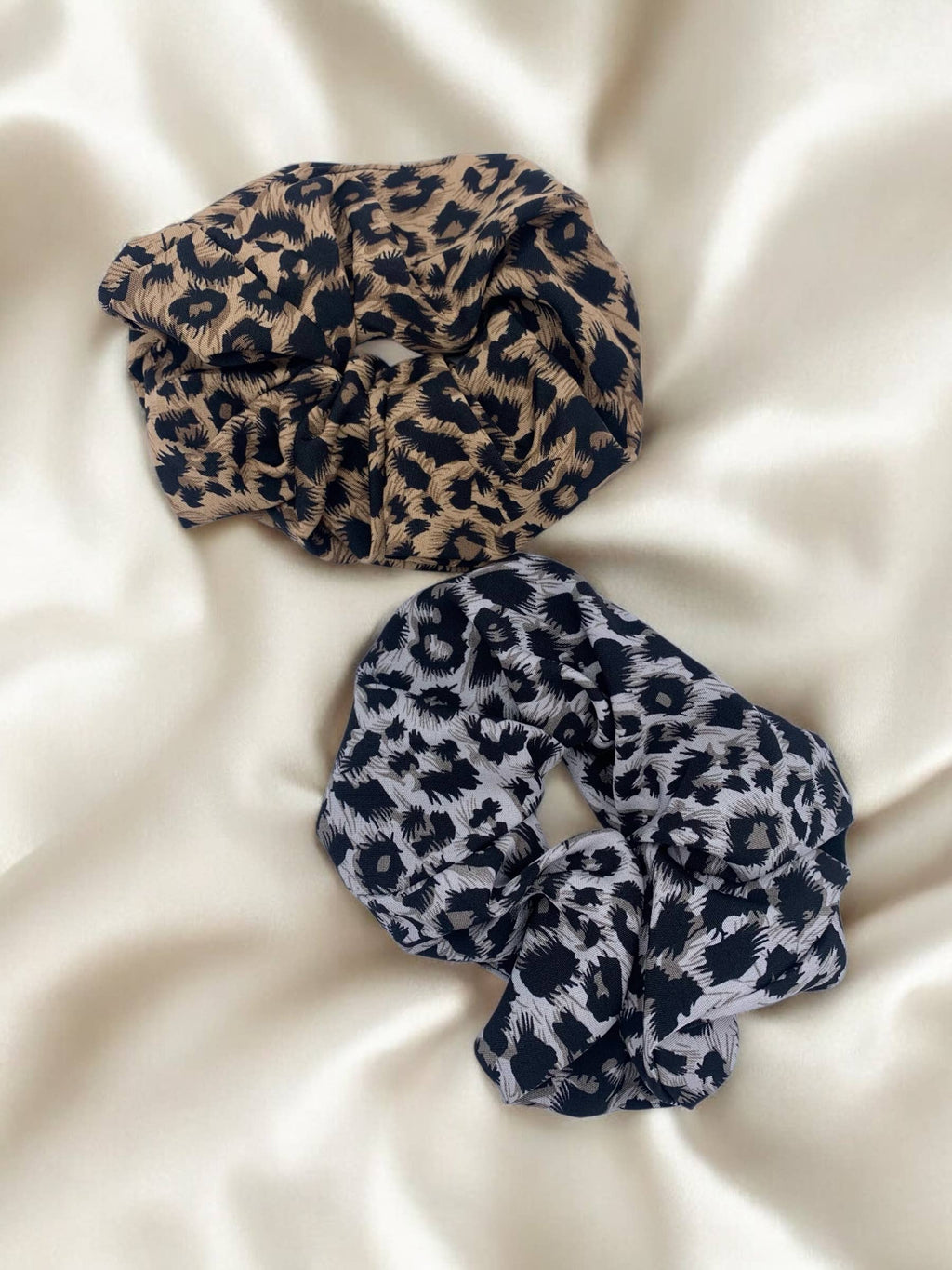 Haargummi mit Leopardenmuster
